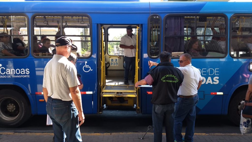 Frota acessível da Sogal passa por inspeção da Secretaria de Transportes