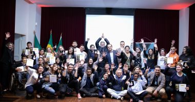 Premiação apresentou projetos, iniciativas e jovens que fazem a diferença em Canoas