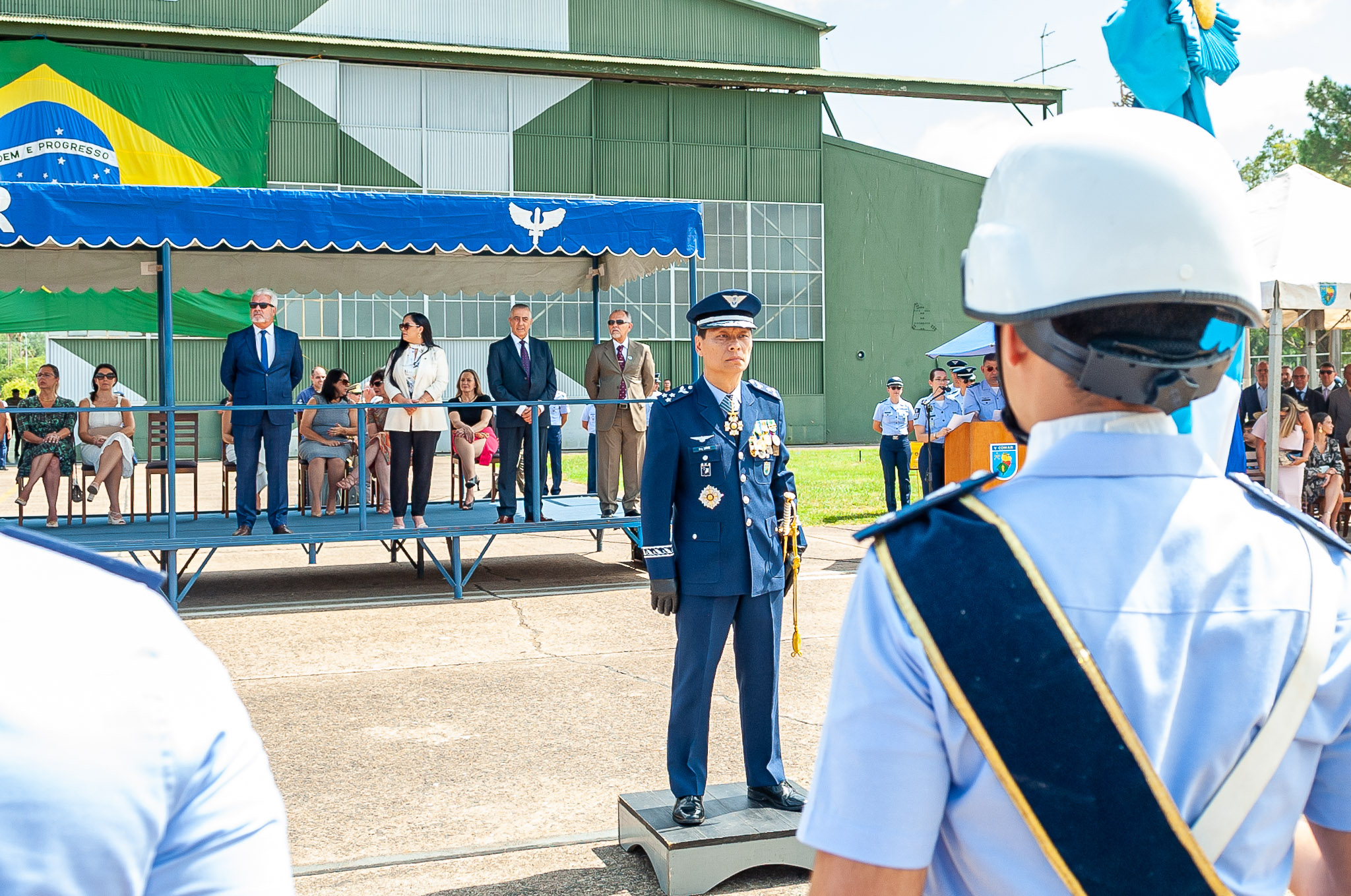 Cerimônia militar marca passagem de comando no VII COMAR - Força Aérea  Brasileira